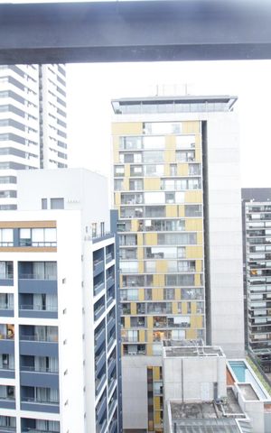 Apartamento à venda com 150m², 1 quarto e 1 vaga Apartamento à venda com 150m², 1 quarto e 1 vagaVista da Sacada