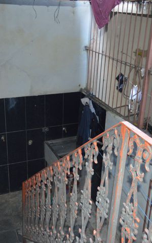 Casa à venda com 40m², 1 quarto e sem vagaEscada