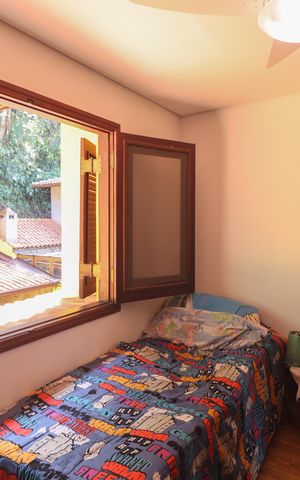 Casa para alugar com 580m², 4 quartos e 5 vagas Casa para alugar com 580m², 4 quartos e 5 vagasQuarto 1
