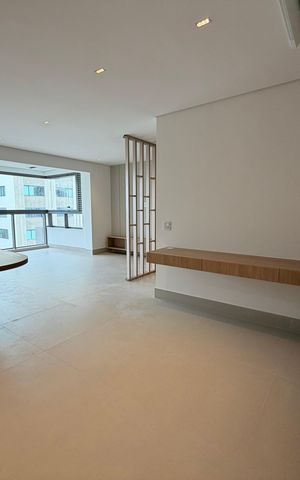 Apartamento para alugar com 81m², 2 quartos e 1 vaga Apartamento para alugar com 81m², 2 quartos e 1 vagaSala