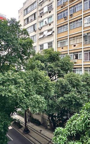 Apartamento à venda com 203m², 4 quartos e 1 vaga