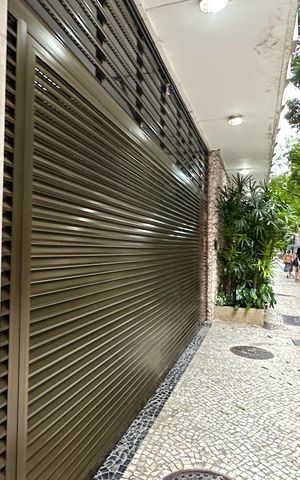 Apartamento à venda com 203m², 4 quartos e 1 vaga