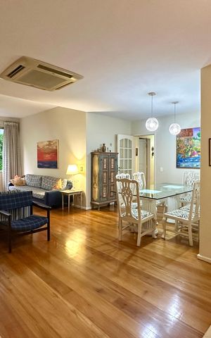 Apartamento à venda com 203m², 4 quartos e 1 vaga