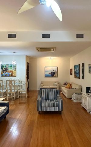 Apartamento à venda com 203m², 4 quartos e 1 vaga