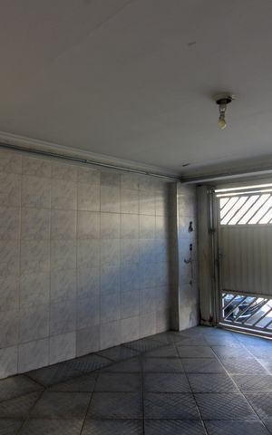 Casa à venda com 359m², 4 quartos e 2 vagas Casa à venda com 359m², 4 quartos e 2 vagasGaragem
