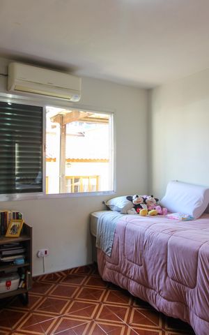 Casa à venda com 359m², 4 quartos e 2 vagas Casa à venda com 359m², 4 quartos e 2 vagasQuarto 2