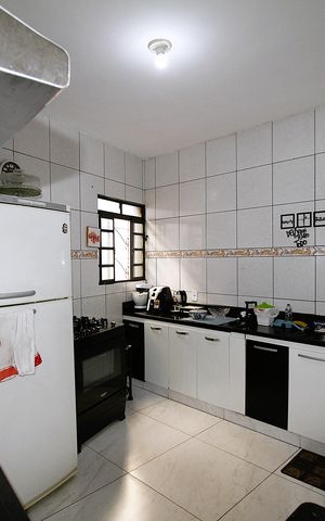 Casa à venda com 350m², 4 quartos e 4 vagasCozinha 2