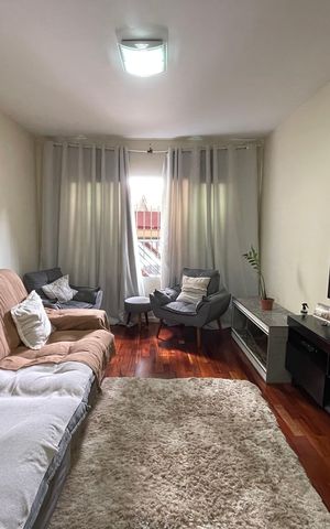 Casa à venda com 125m², 5 quartos e 2 vagasSala