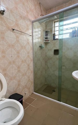 Casa à venda com 125m², 5 quartos e 2 vagasBanheiro 1