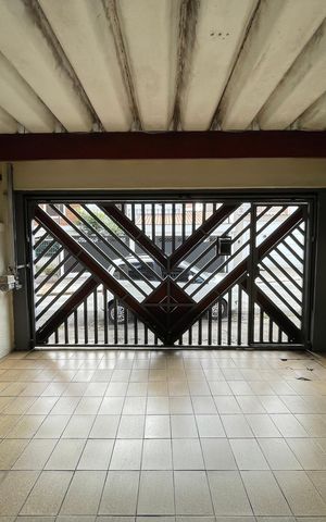 Casa à venda com 125m², 5 quartos e 2 vagasGaragem