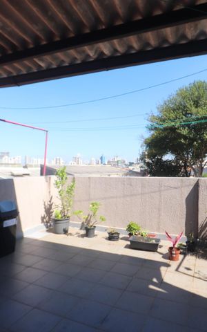 Casa à venda com 174m², 6 quartos e 2 vagasQuintal - Casa 1
