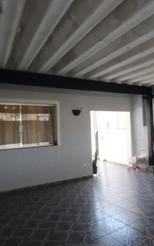 Casa à venda com 174m², 6 quartos e 2 vagasGaragem