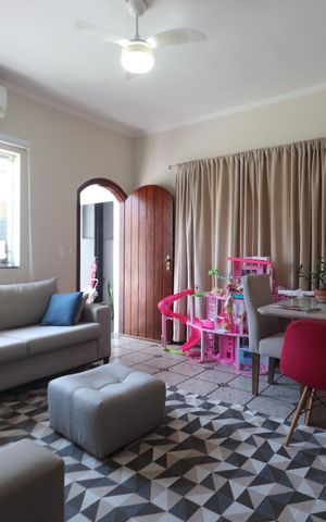 Casa à venda com 174m², 6 quartos e 2 vagasSala - Casa 1