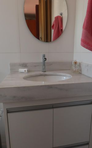 Casa à venda com 174m², 6 quartos e 2 vagasBanheiro da Suíte - Casa 2