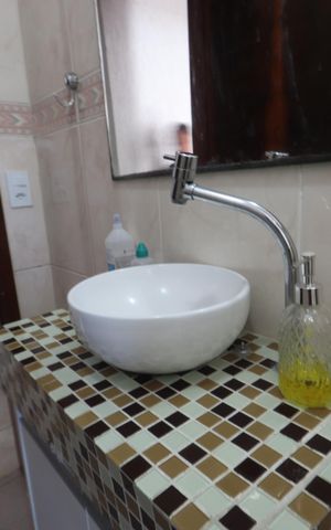 Casa à venda com 174m², 6 quartos e 2 vagasBanheiro - Casa 1