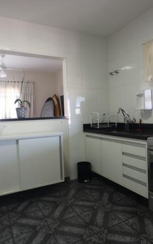Casa à venda com 174m², 6 quartos e 2 vagasCozinha - Casa 2