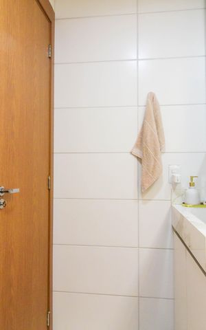 Apartamento à venda com 54m², 2 quartos e 1 vaga Apartamento à venda com 54m², 2 quartos e 1 vagaBanheiro