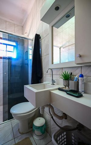 Casa para alugar com 101m², 3 quartos e 2 vagasBanheiro