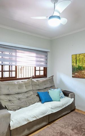 Casa para alugar com 101m², 3 quartos e 2 vagasSala