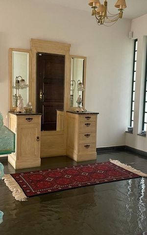 Casa à venda com 523m², 4 quartos e 4 vagasSala