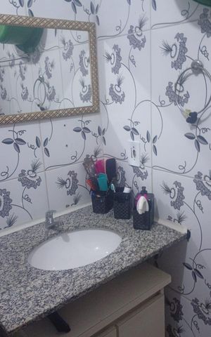 Apartamento à venda com 43m², 2 quartos e 1 vaga Apartamento à venda com 43m², 2 quartos e 1 vagaBanheiro