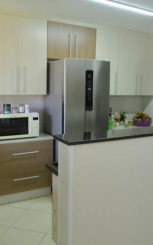 Casa à venda com 300m², 3 quartos e 4 vagasCopa/Cozinha 