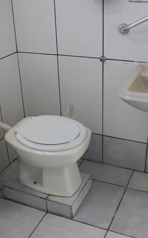 Casa para alugar com 163m², 2 quartos e 1 vagaBanheiro da Suíte 2