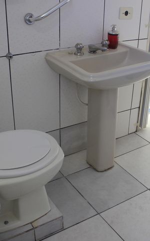 Casa para alugar com 163m², 2 quartos e 1 vagaBanheiro da Suíte 2