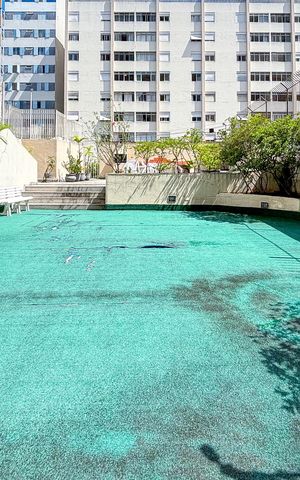 Apartamento à venda com 157m², 4 quartos e 2 vagas