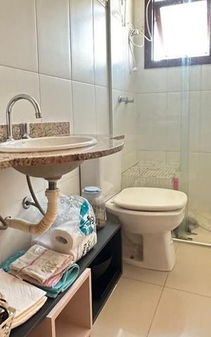 Casa de condomínio à venda com 122m², 3 quartos e 2 vagas Casa de condomínio à venda com 122m², 3 quartos e 2 vagasBanheiro
