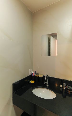 Apartamento à venda com 27m², 1 quarto e sem vagaBanheiro