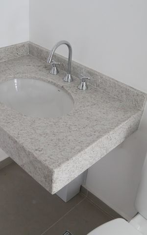 Apartamento para alugar com 68m², 2 quartos e 1 vagaBanheiro 2