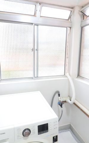 Apartamento à venda com 65m², 2 quartos e 1 vagaCozinha e Área de Serviço