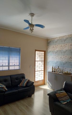 Casa para alugar com 500m², 2 quartos e 10 vagas Casa para alugar com 500m², 2 quartos e 10 vagasSala