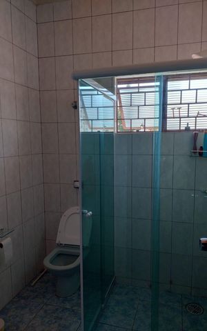 Casa para alugar com 500m², 2 quartos e 10 vagas Casa para alugar com 500m², 2 quartos e 10 vagasBanheiro