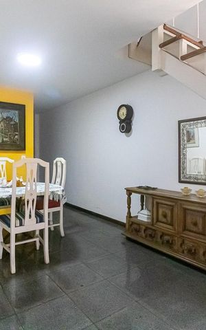Apartamento à venda com 256m², 5 quartos e 2 vagas Apartamento à venda com 256m², 5 quartos e 2 vagasSala