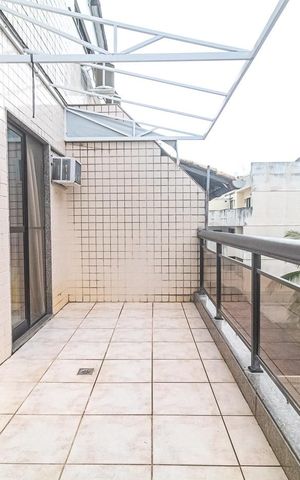 Apartamento à venda com 256m², 5 quartos e 2 vagas Apartamento à venda com 256m², 5 quartos e 2 vagasVaranda