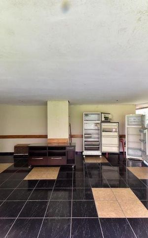 Apartamento à venda com 55m², 2 quartos e 1 vaga Apartamento à venda com 55m², 2 quartos e 1 vagaÁrea comum - Salão de festas