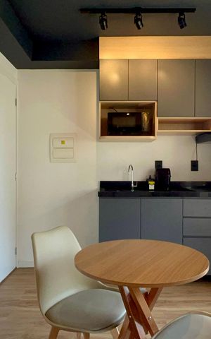 Studio para alugar com 30m², 1 quarto e sem vaga Studio para alugar com 30m², 1 quarto e sem vagaSala