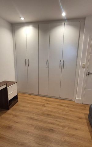 Apartamento à venda com 90m², 2 quartos e 2 vagas Apartamento à venda com 90m², 2 quartos e 2 vagasQuarto
