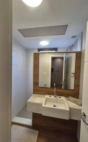 Apartamento à venda com 90m², 2 quartos e 2 vagas Apartamento à venda com 90m², 2 quartos e 2 vagasBanheiro