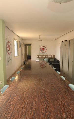Casa à venda com 235m², 4 quartos e 5 vagasSala 3