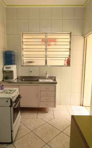 Casa à venda com 235m², 4 quartos e 5 vagasCozinha
