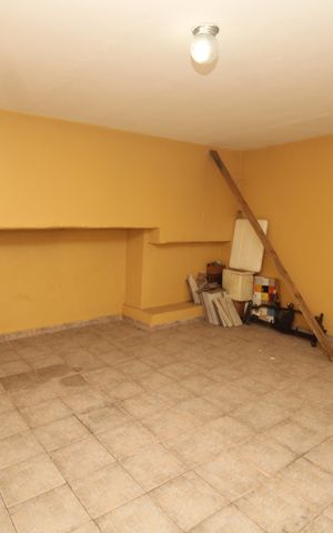Casa à venda com 235m², 4 quartos e 5 vagasGaragem
