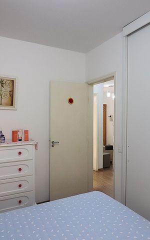 Apartamento à venda com 77m², 2 quartos e 1 vagaQuarto 1 