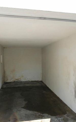 Casa à venda com 273m², 2 quartos e 1 vagaGaragem