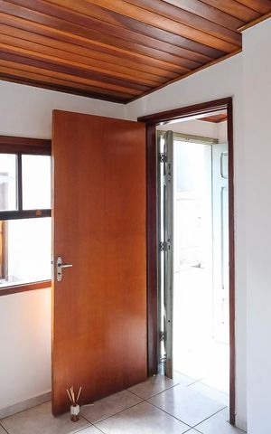 Casa à venda com 273m², 2 quartos e 1 vagaEdícula