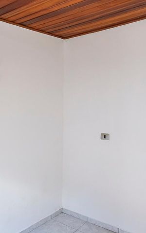 Casa à venda com 273m², 2 quartos e 1 vagaEdícula