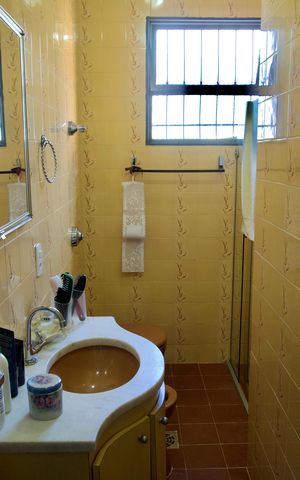 Casa à venda com 136m², 3 quartos e 1 vaga Casa à venda com 136m², 3 quartos e 1 vagaBanheiro