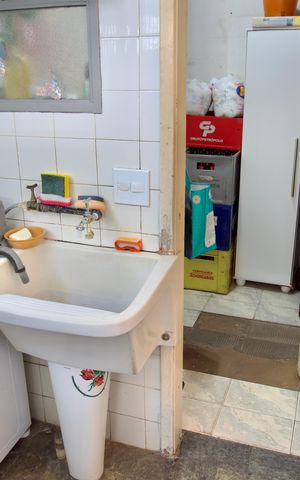 Casa à venda com 136m², 3 quartos e 1 vaga Casa à venda com 136m², 3 quartos e 1 vagaÁrea de Serviço